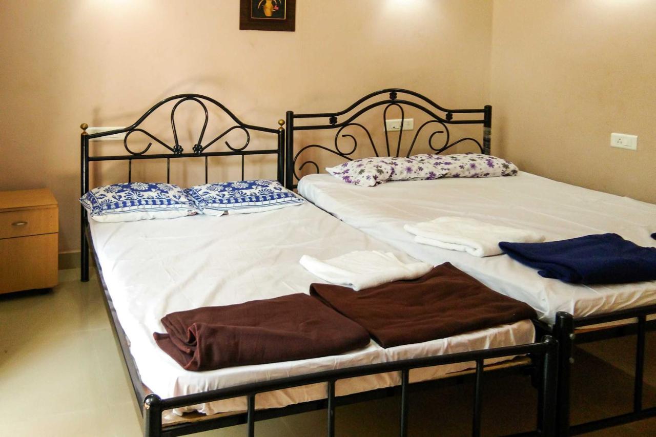 Oyo Village Inn Панаджи Экстерьер фото